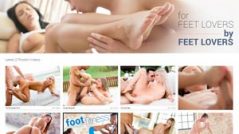 Good paid xxx site for the fans of footjob porn action